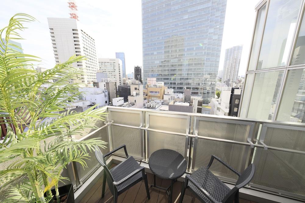 Centurion Residential Tower Hotel a capsule