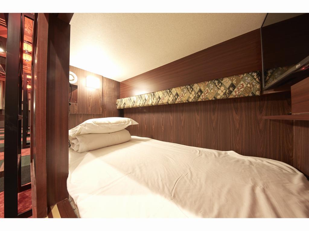 Centurion Residential Tower Hotel a capsule 2*