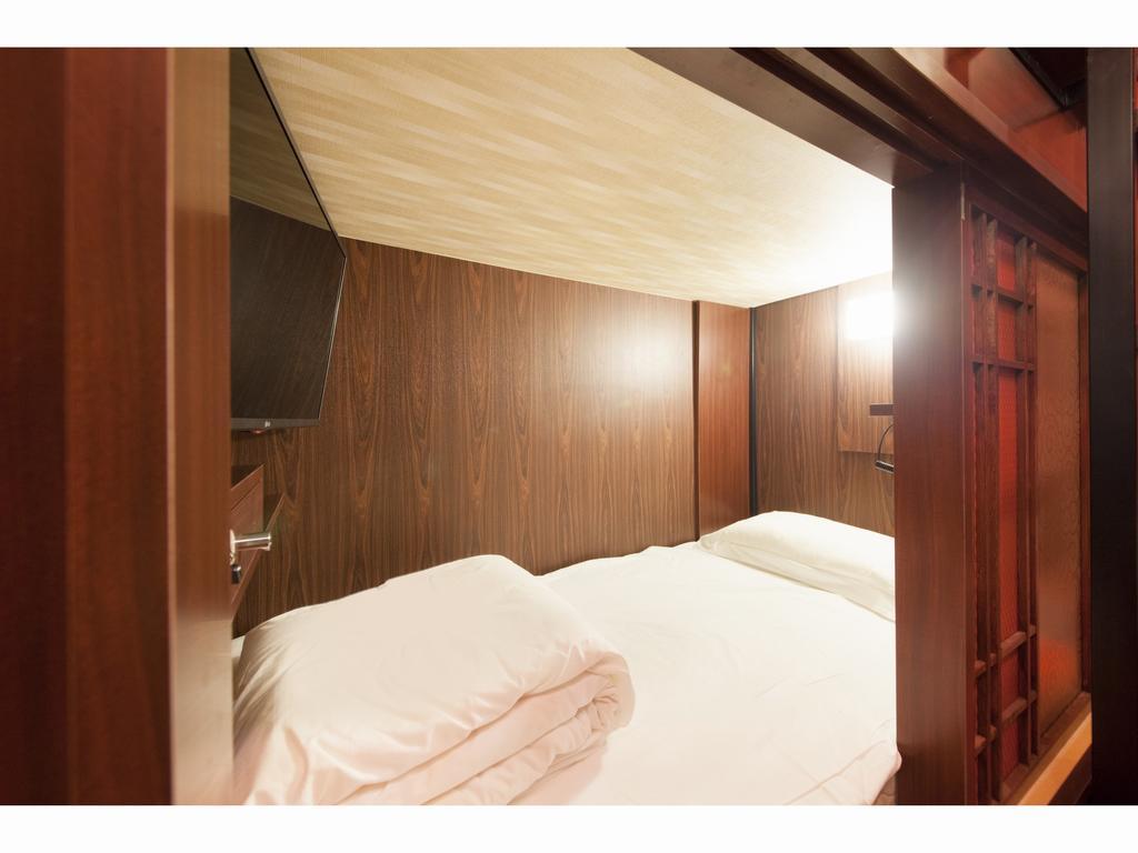 Hotel a capsule Centurion Residential Tower 2*