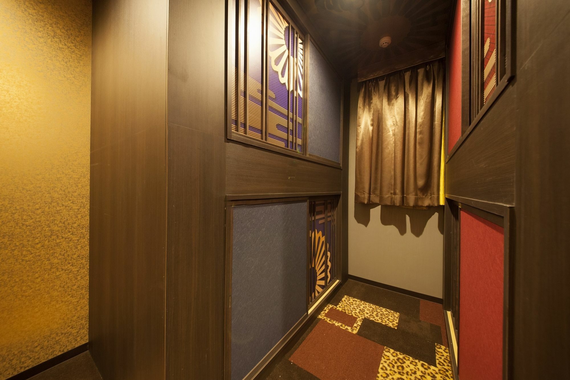 Hotel a capsule Centurion Residential Tower 2*